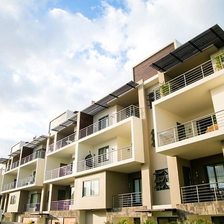 Entire Luxury 3 Bedroom Condo For Rent - Flic-En-Flac - Close To Beach Esterno foto
