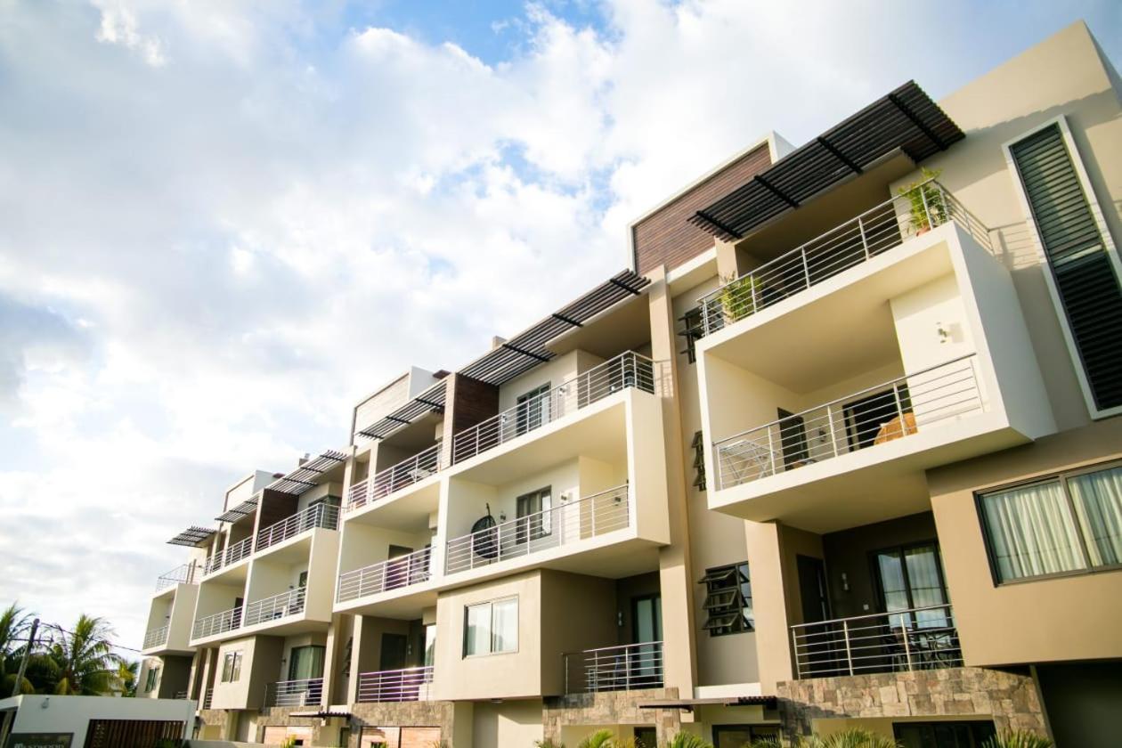 Entire Luxury 3 Bedroom Condo For Rent - Flic-En-Flac - Close To Beach Esterno foto